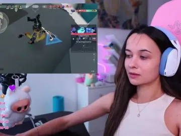 Bongacams Watch Live Sex Cams of JuicyAngel
