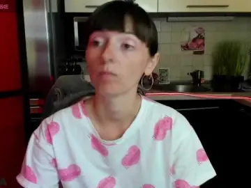 Bongacams Private Sex Chat of KathelinBrik