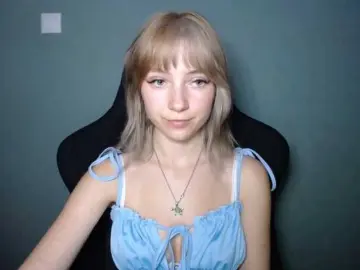 Bongacams Best live sex cam show of LuciaLovely