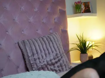 Bongacams Live Sex of MaiaMini