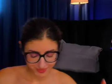 Bongacams Watch Live Sex Cams of ShyCollegeBB