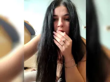 Bongacams Watch Live Sex Cams of AlisaDoll