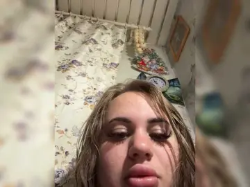 Bongacams Watch Live Sex Cams of Evamonro