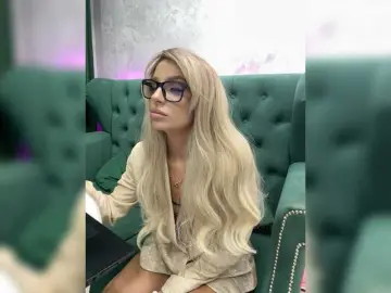 Bongacams Watch Live Sex Cams of DarinaUK