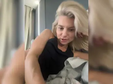 Bongacams Free Porn Cam of -Molly-