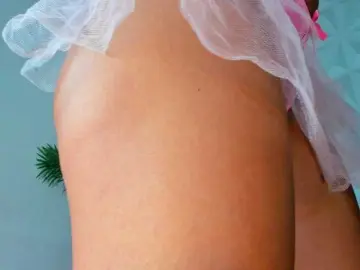 Bongacams Free Live Porn of Hellen-Sky