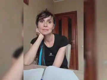 Bongacams Best Webcam of Hellenalonenochka