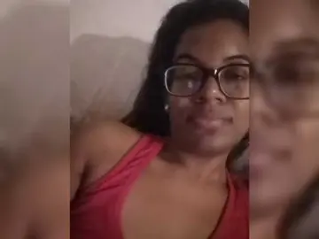 Bongacams Live Sex Cam of IndianBeaut