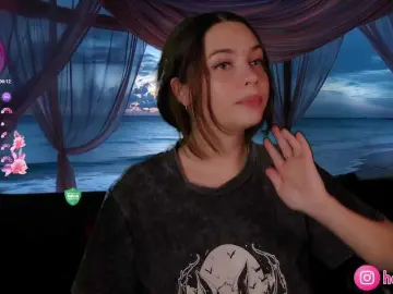 Bongacams Live Sex Cam of sweet-cupcake