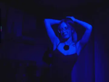 Bongacams Watch Live Sex Cams of Nikki-Gia