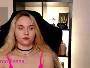 Bongacams Sex Cam of Molliea