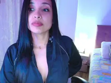Bongacams Watch Live Sex Cams of Sweety-Hottie
