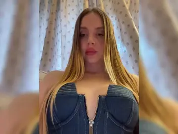 Bongacams Adult Video Chat of Natalymoodhot