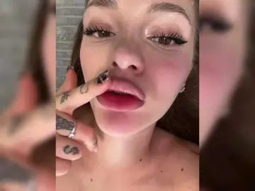 Bongacams Nude Webcam of Pussydollnet