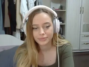 Bongacams Best Webcam of ZinaSantulli