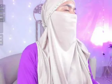 Bongacams Sex Cam of Aura-cuutee