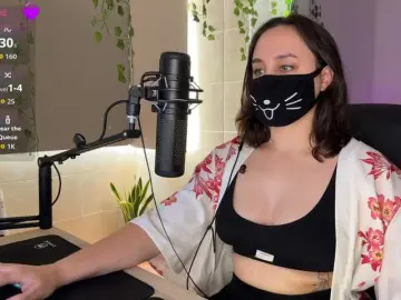 Bongacams Free Porn Cam of GummyPeach