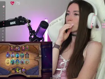 Bongacams Watch Live Sex Cams of lollipop-o
