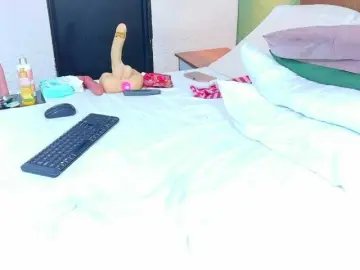 Bongacams Watch Live Sex Cams of DANAABROWN