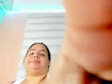 Bongacams Free Porn Cam of lexxy-bbw
