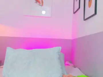Bongacams Nude Webcam of skinnyprinces