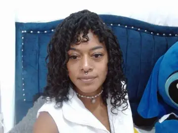 Bongacams Free Porn Cam of amathistalx