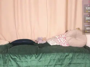 Bongacams Live Sex of Cute-Lolly