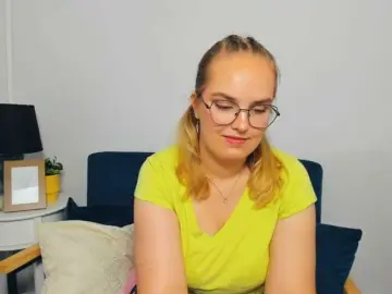 Bongacams Nude Webcam of AlicePretty69