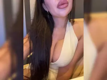 Bongacams Watch Live Sex Cams of ANGELIKA77741