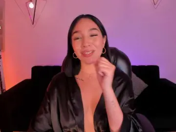 Bongacams Sex Cam of RossieRhoades