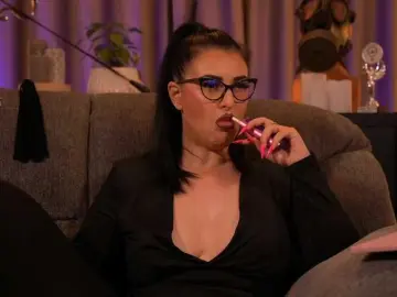 Bongacams Best live sex cam show of KellyKent