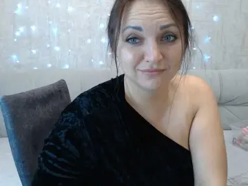 Bongacams Adult Video Chat of AngelinaCute