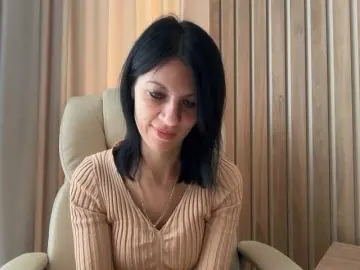 Bongacams Live Porn of InjaAtHome