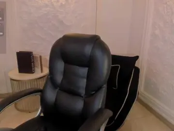 Bongacams Watch Live Sex Cams of MilaLawrence