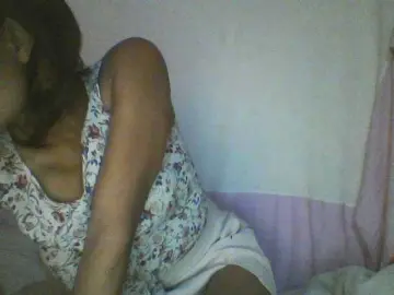Bongacams Watch Live Sex Cams of YoungNatie