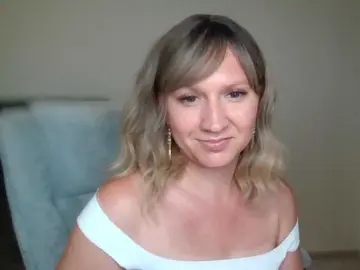 Bongacams Free Porn Cam of Florina-lu
