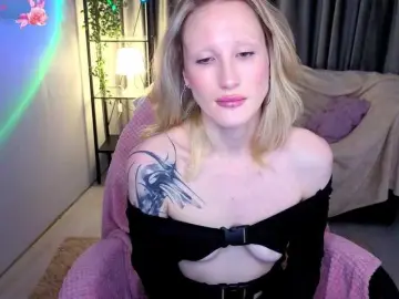 Bongacams Best live sex cam show of LexieSun