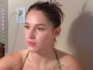 Bongacams Free Porn Cam of anochkafoxgirl-1