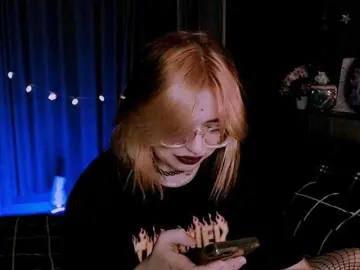 Bongacams Live Sex Cam of mymoonstar