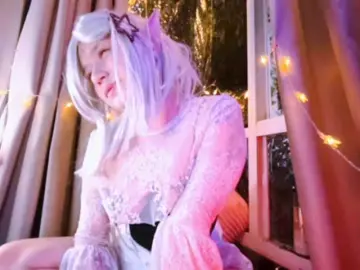 Bongacams Free Live Porn of mymoonstar