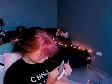 Bongacams Best live sex cam show of mymoonstar