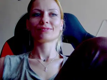 Bongacams Nude Webcam of karo131324