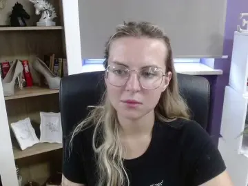 Bongacams Live Sex Cam of soft-zoey