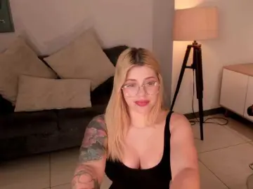 Bongacams Nude Webcam of MadisonKane