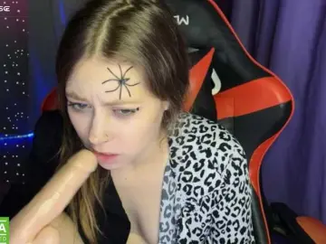 Bongacams Free Porn Cam of Natural-babe666