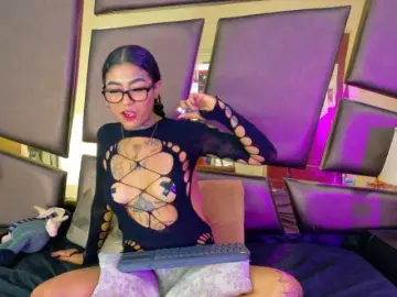 Bongacams Best Webcam of EmilieeLake