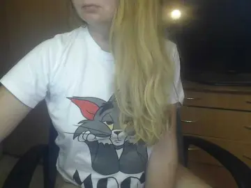 Bongacams Watch Live Sex Cams of Camomila1211