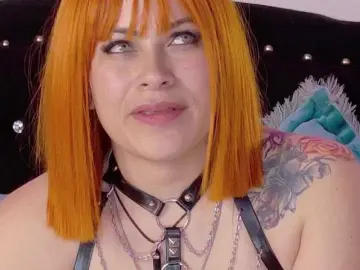 Bongacams Watch Live Sex Cams of Ivypoison10