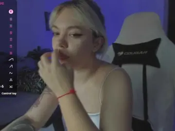 Bongacams Nude Webcam of hotbabatopp