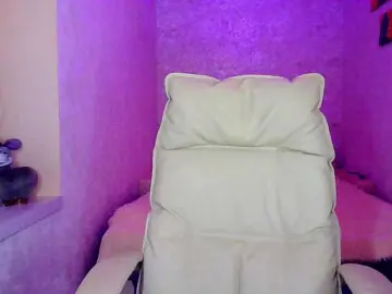 Bongacams Watch Live Sex Cams of smilesss
